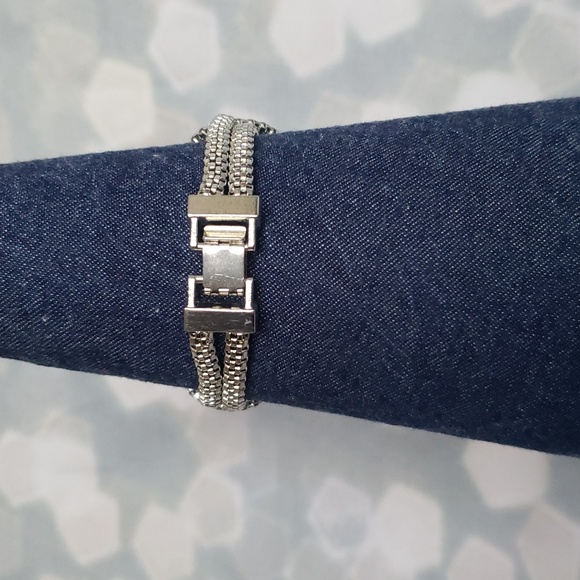 Metal Mesh Knot Bracelet - Picture 4 of 5